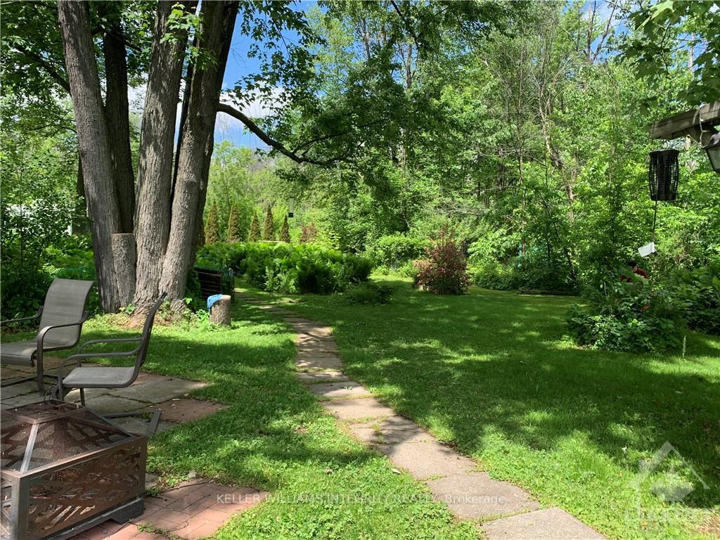 Photo 6 of 1388 Commodore Lane, Ottawa, Kars — HOMEH