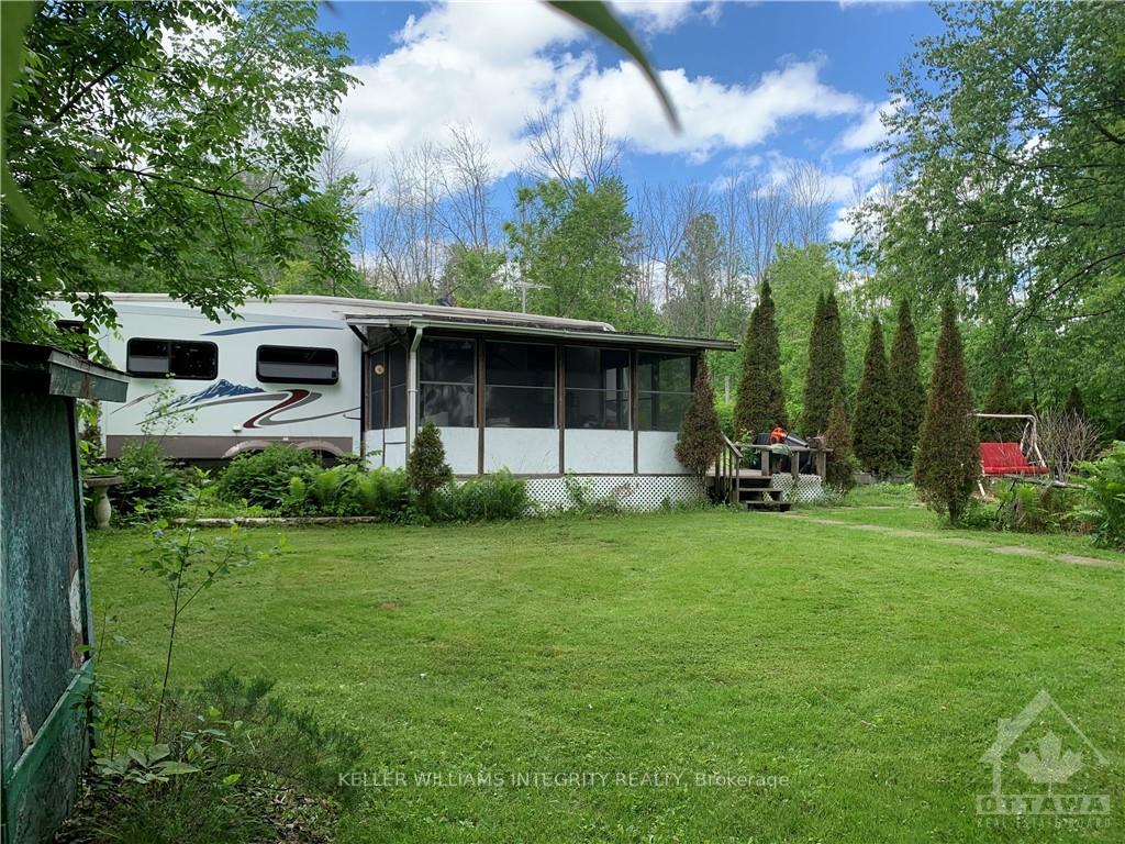 Photo 10 of 1388 Commodore Lane, Ottawa, Kars — HOMEH