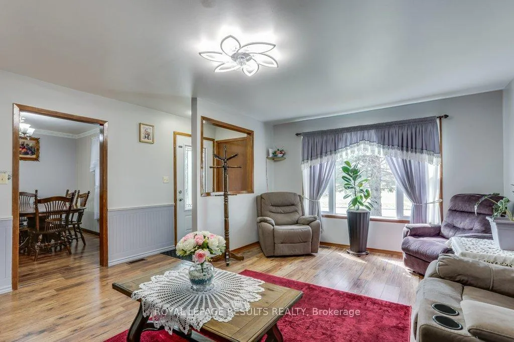 Photo 5 of 9200 Richmond Road, Bayham, Richmond — HOMEH