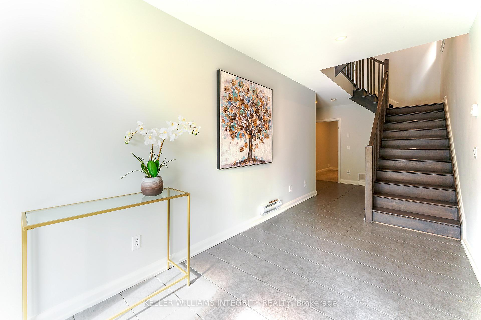 Photo 4 of 131 Boundstone Way, Ottawa, Kanata - Kanata Lakes/Heritage Hills — HOMEH