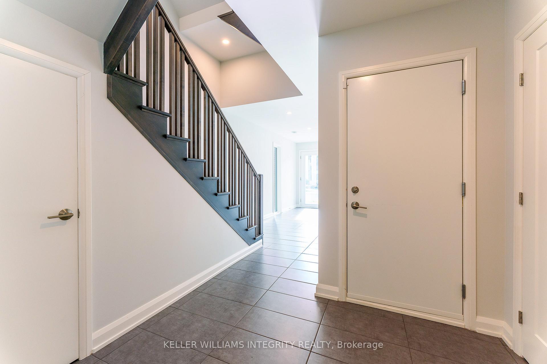 Photo 10 of 131 Boundstone Way, Ottawa, Kanata - Kanata Lakes/Heritage Hills — HOMEH