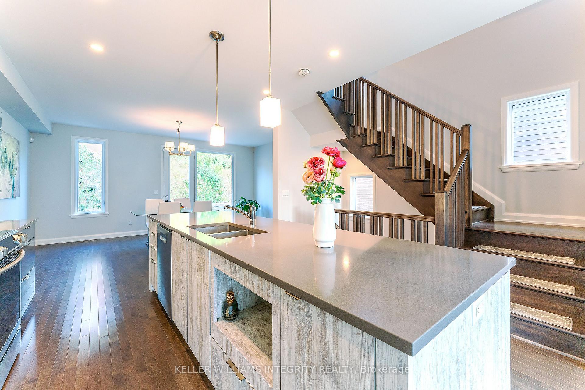 Photo 18 of 131 Boundstone Way, Ottawa, Kanata - Kanata Lakes/Heritage Hills — HOMEH