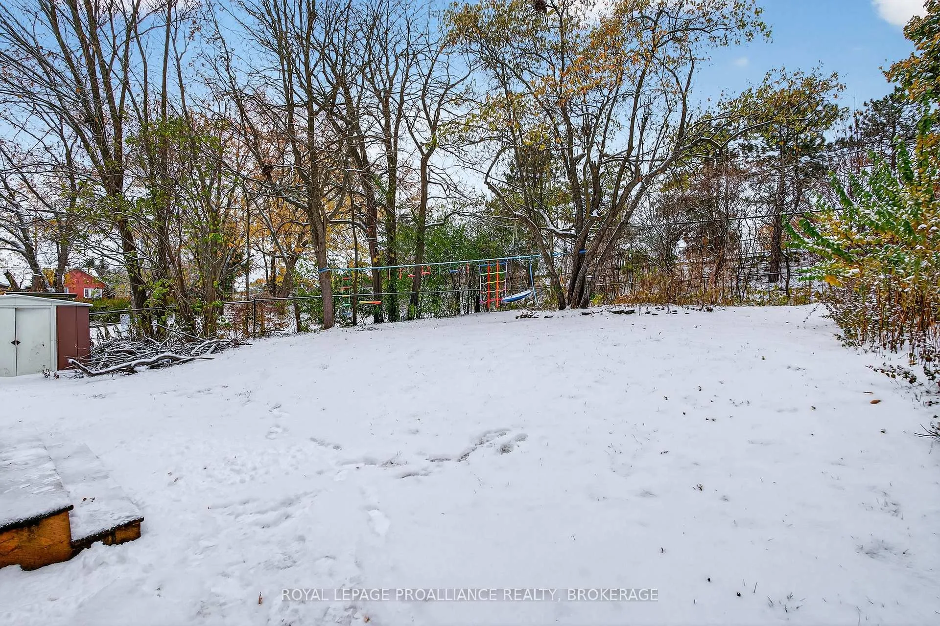 Photo 3 of 1000 Bourne Crescent, Kingston, South of Taylor-Kidd Blvd — HOMEH