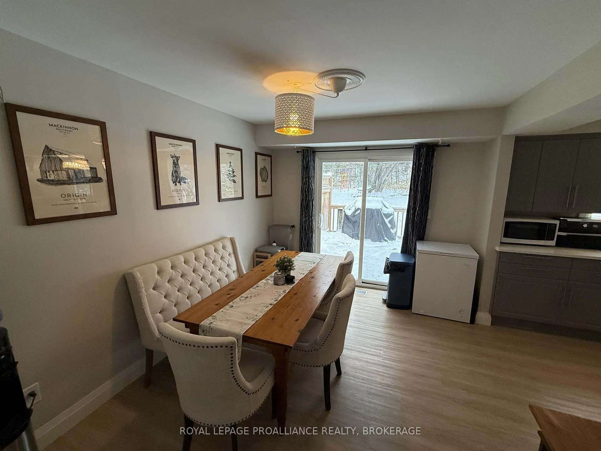 Photo 8 of 1000 Bourne Crescent, Kingston, South of Taylor-Kidd Blvd — HOMEH
