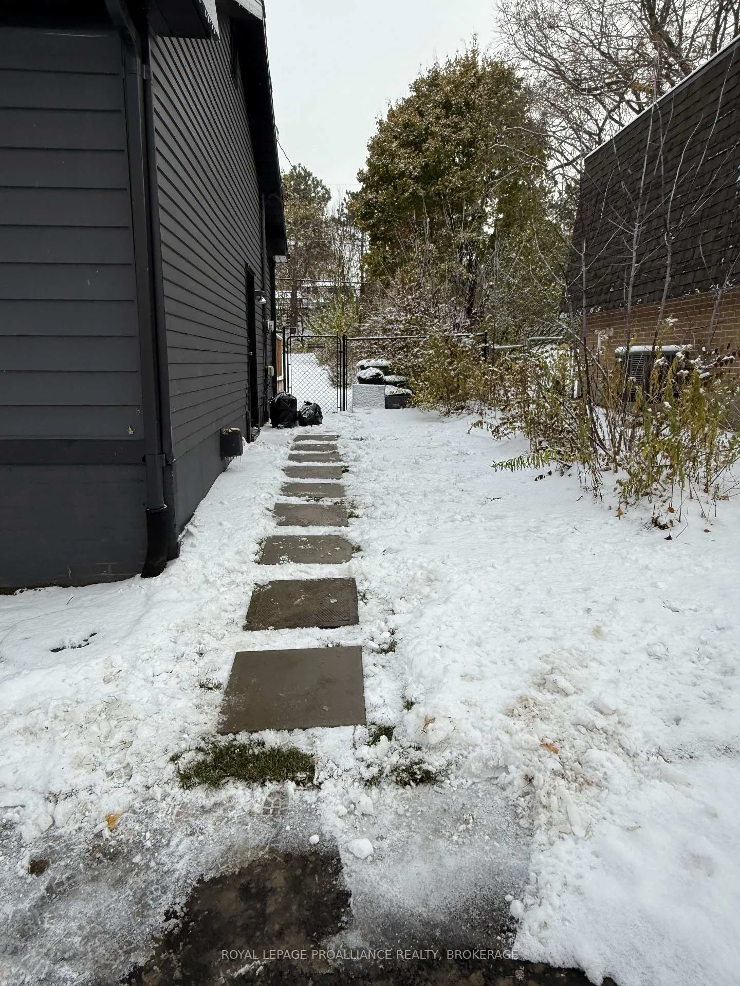 Photo 16 of 1000 Bourne Crescent, Kingston, South of Taylor-Kidd Blvd — HOMEH