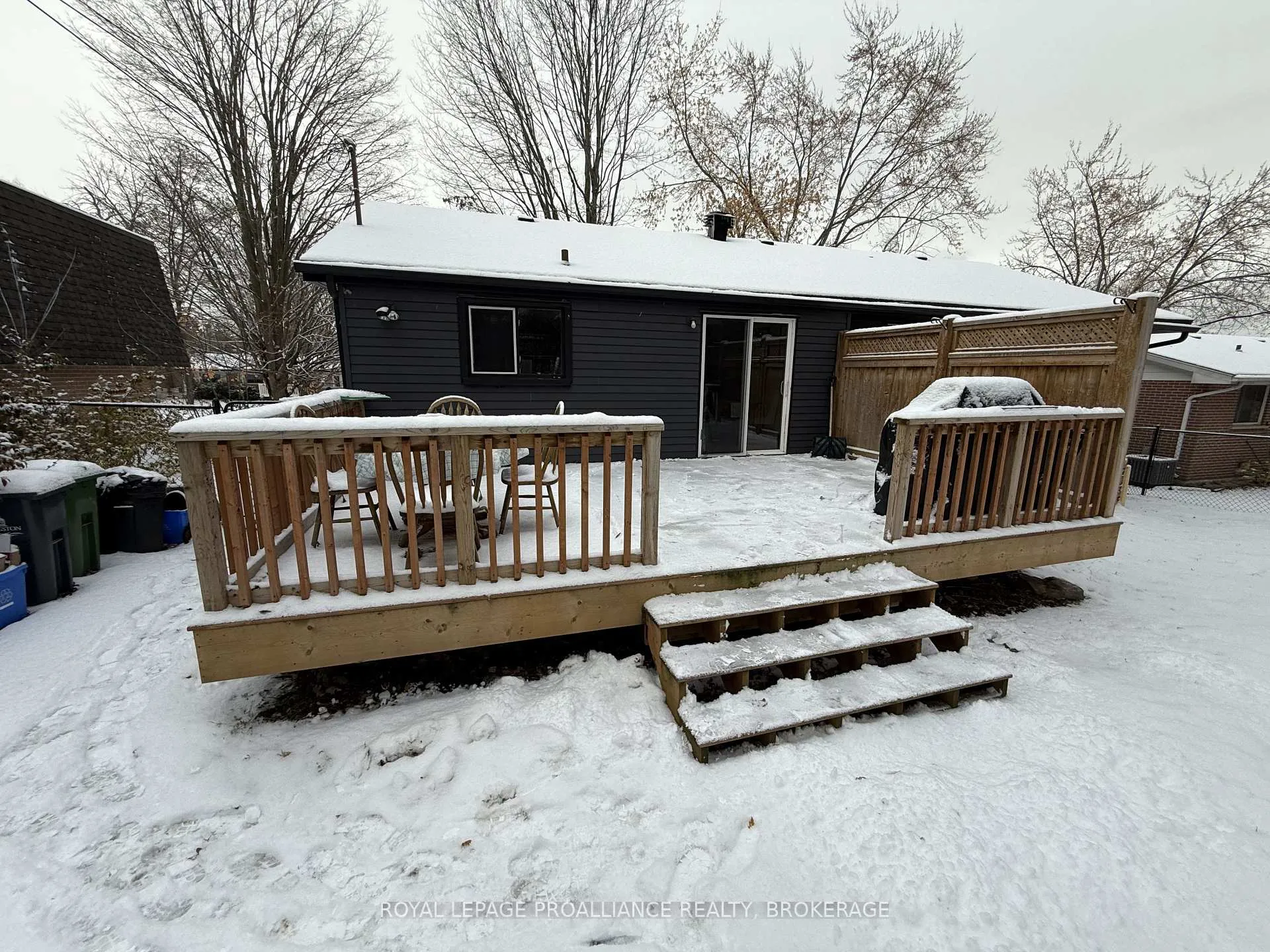 Photo 27 of 1000 Bourne Crescent, Kingston, South of Taylor-Kidd Blvd — HOMEH