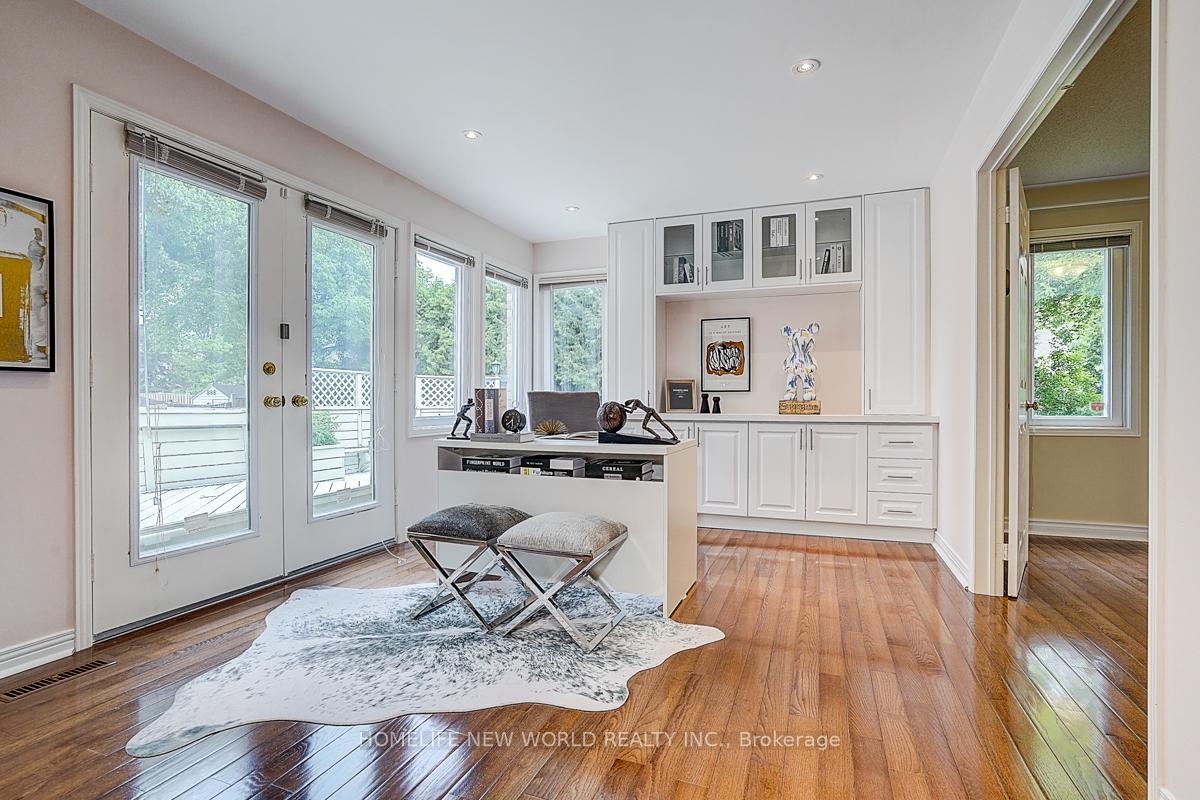 Photo 10 of 35 Hedgewood Drive, Markham, Unionville — HOMEH