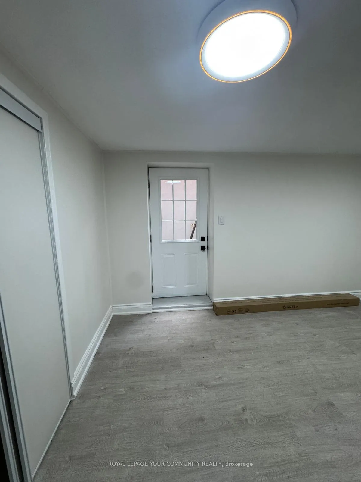 Photo 5 of 44 Royal Orchard Boulevard, Markham, Royal Orchard — HOMEH