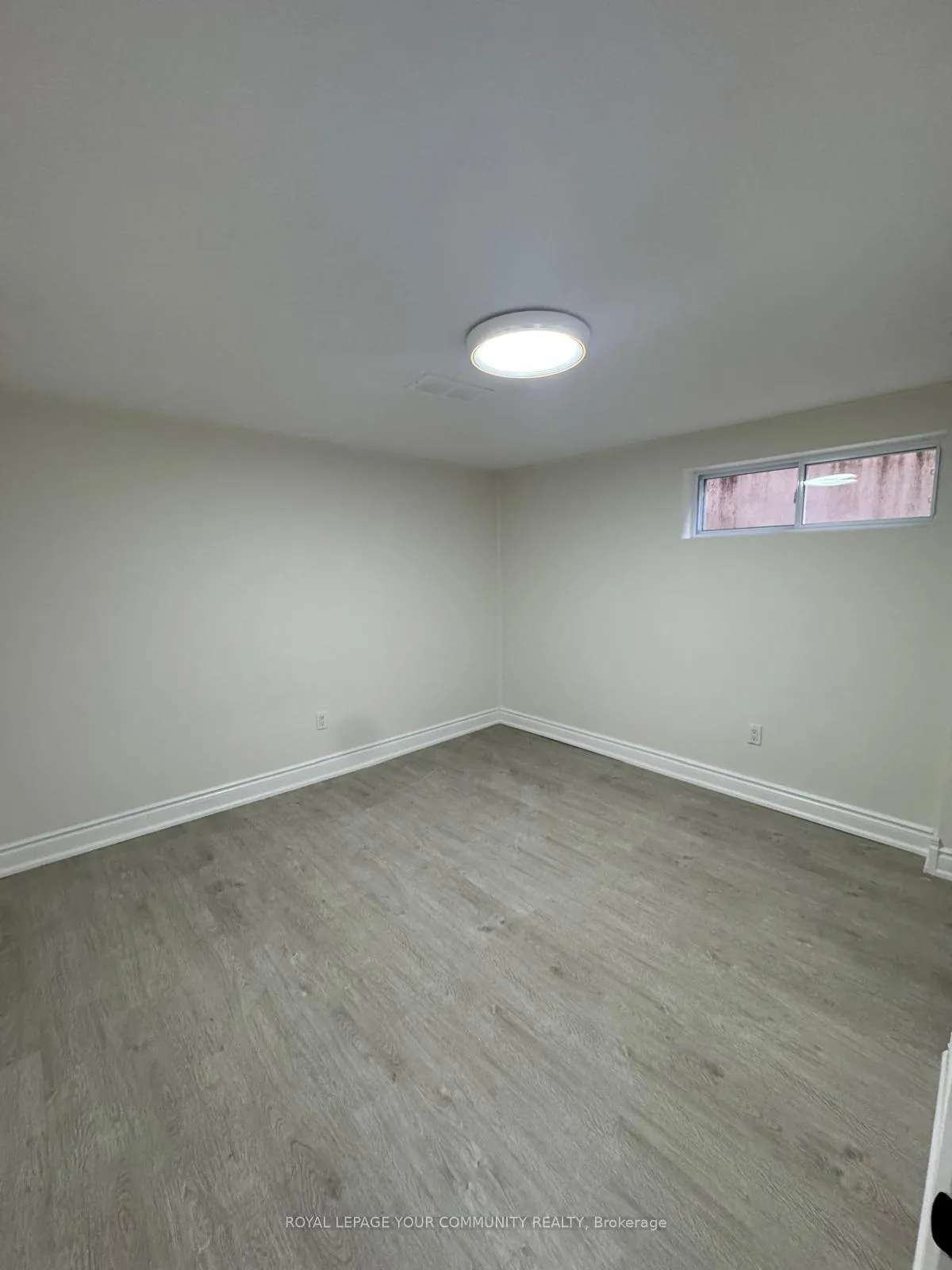 Photo 6 of 44 Royal Orchard Boulevard, Markham, Royal Orchard — HOMEH