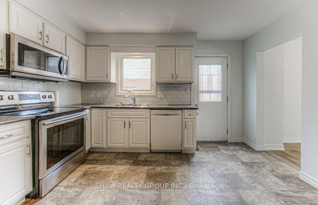 Photo 8 of 16 Windale Crescent, Kitchener — HOMEH