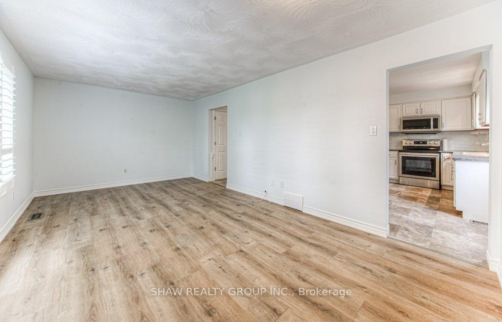 Photo 14 of 16 Windale Crescent, Kitchener — HOMEH