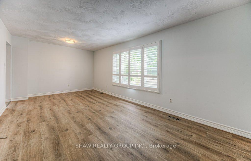 Photo 15 of 16 Windale Crescent, Kitchener — HOMEH