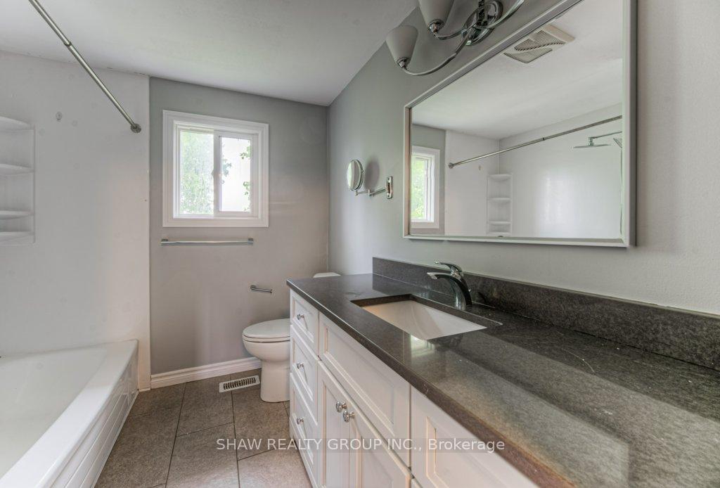 Photo 17 of 16 Windale Crescent, Kitchener — HOMEH