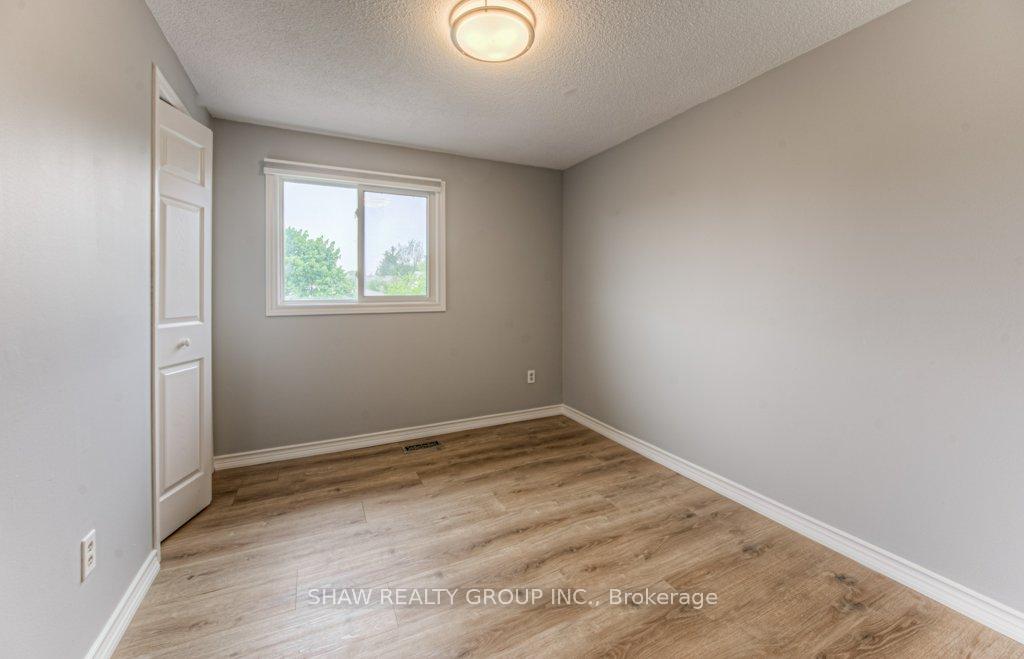 Photo 19 of 16 Windale Crescent, Kitchener — HOMEH