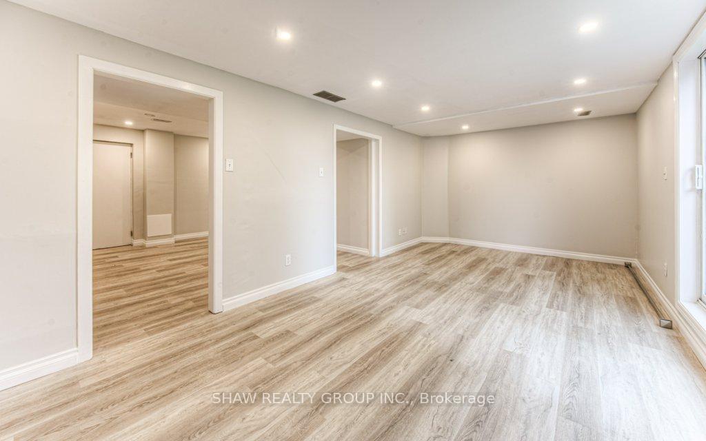 Photo 27 of 16 Windale Crescent, Kitchener — HOMEH