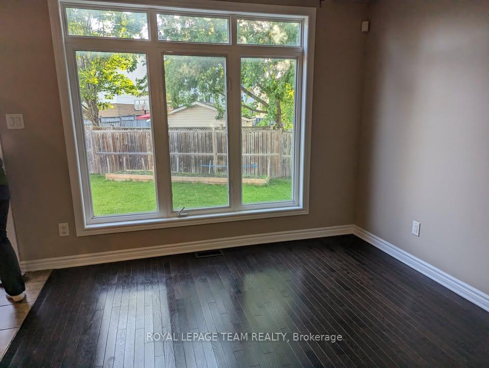 Photo 10 of 221 Waymark Crescent, Ottawa, Kanata - Bridlewood — HOMEH