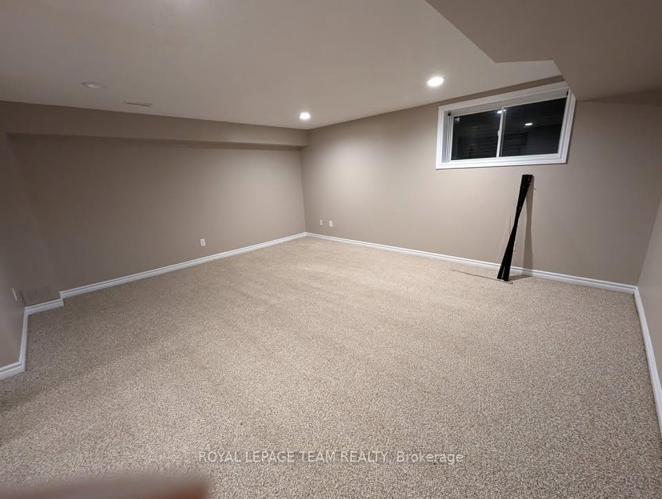 Photo 12 of 221 Waymark Crescent, Ottawa, Kanata - Bridlewood — HOMEH