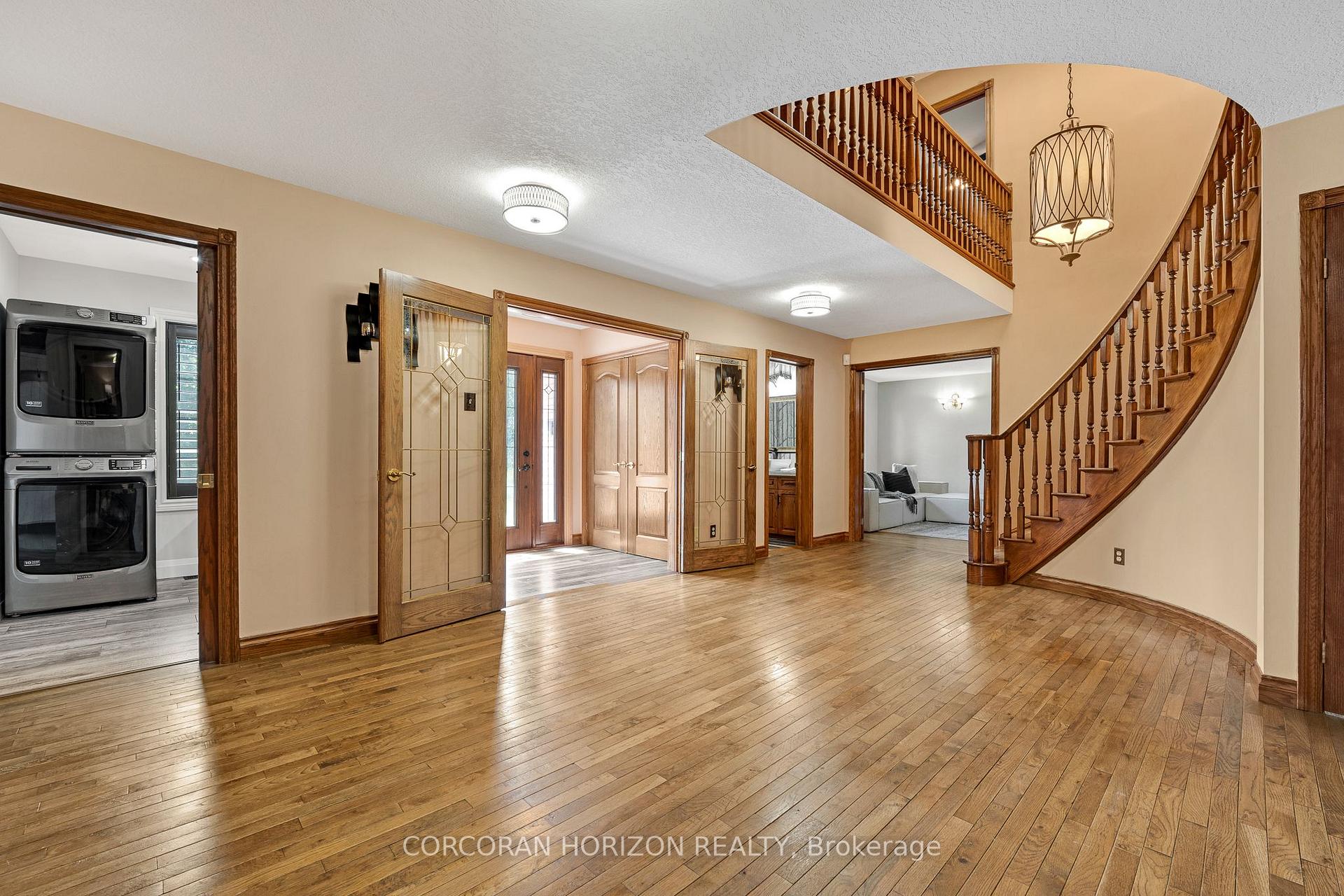Photo 6 of 422 Pinnacle Drive, Kitchener — HOMEH