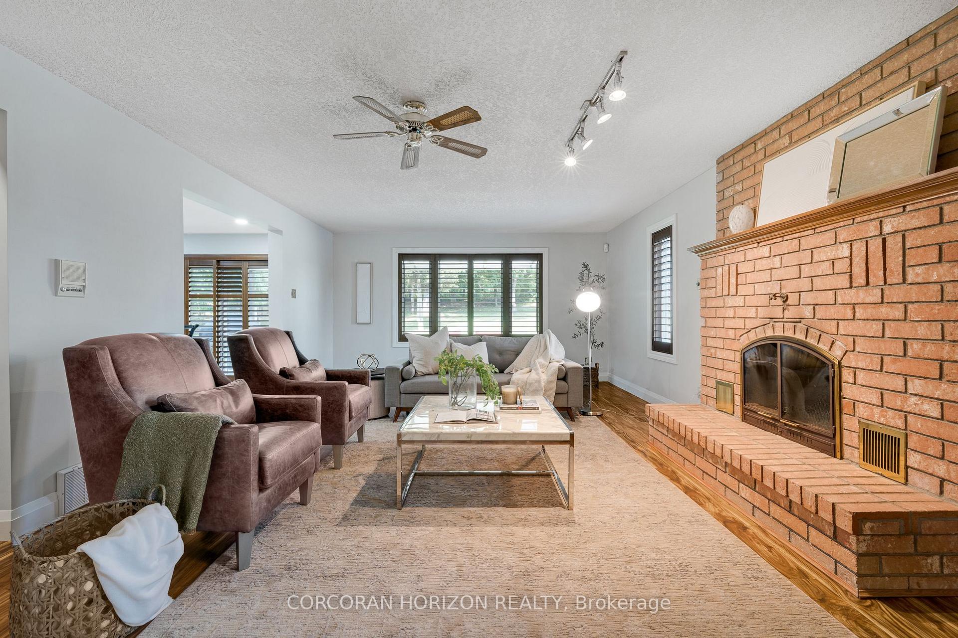 Photo 15 of 422 Pinnacle Drive, Kitchener — HOMEH