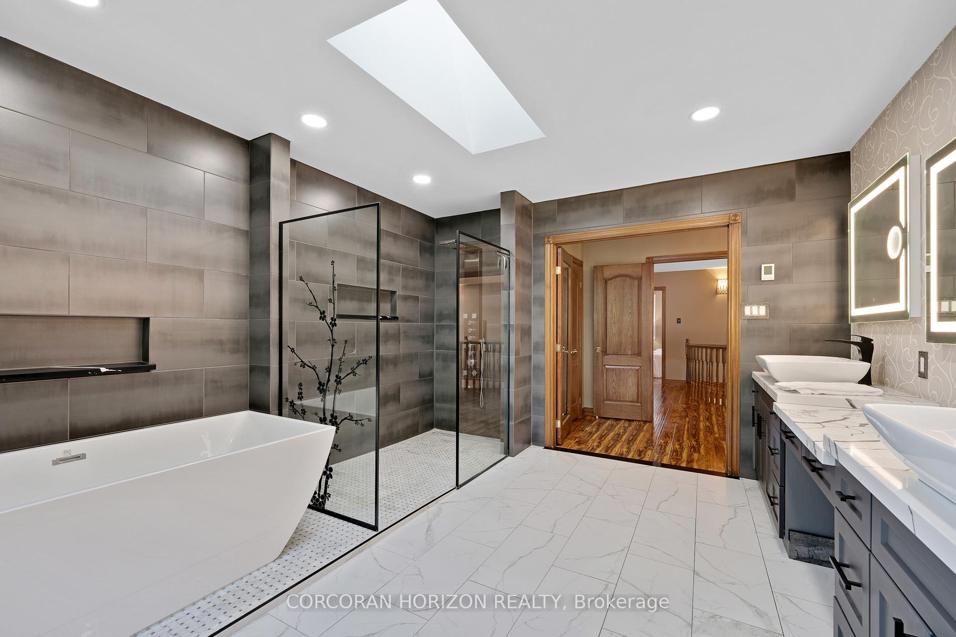 Photo 27 of 422 Pinnacle Drive, Kitchener — HOMEH
