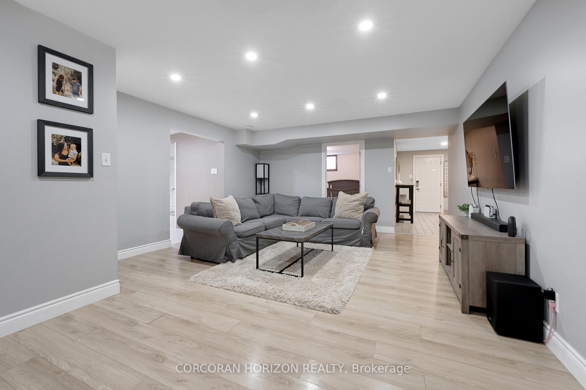 Photo 35 of 422 Pinnacle Drive, Kitchener — HOMEH