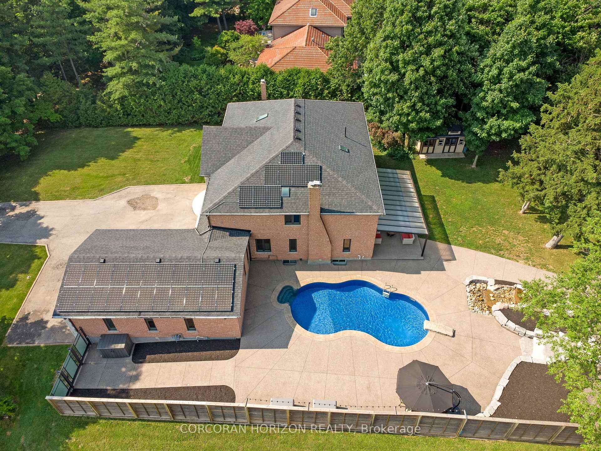 Photo 48 of 422 Pinnacle Drive, Kitchener — HOMEH