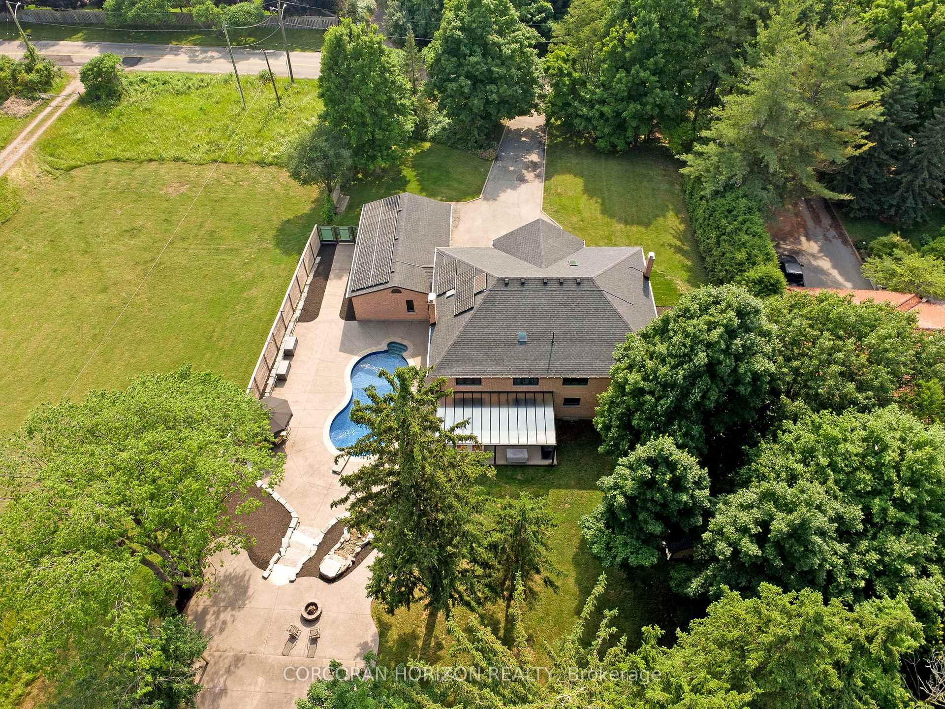 Photo 50 of 422 Pinnacle Drive, Kitchener — HOMEH