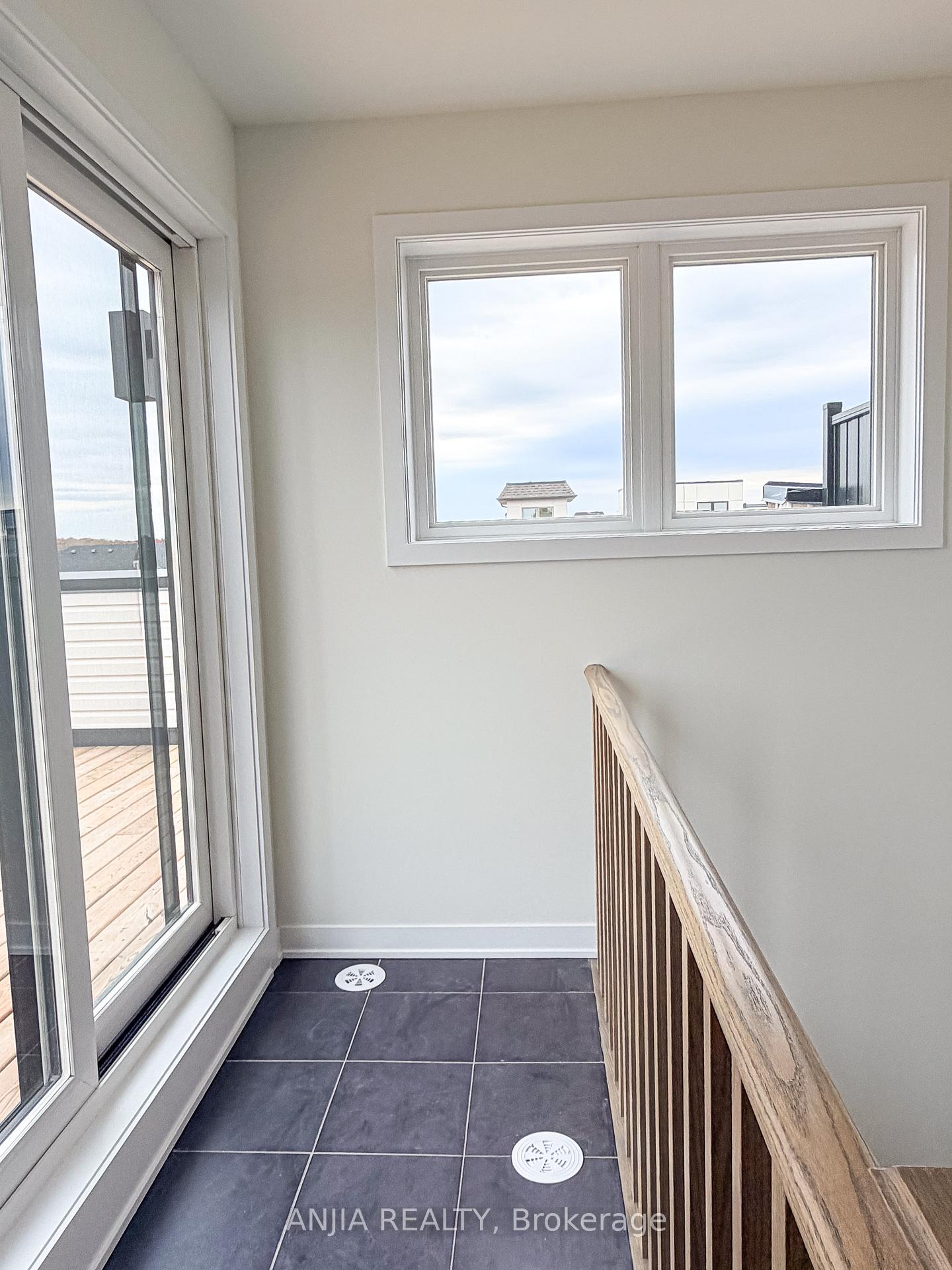 Photo 15 of 21 Harvey Bunker Crescent, Markham, Angus Glen — HOMEH