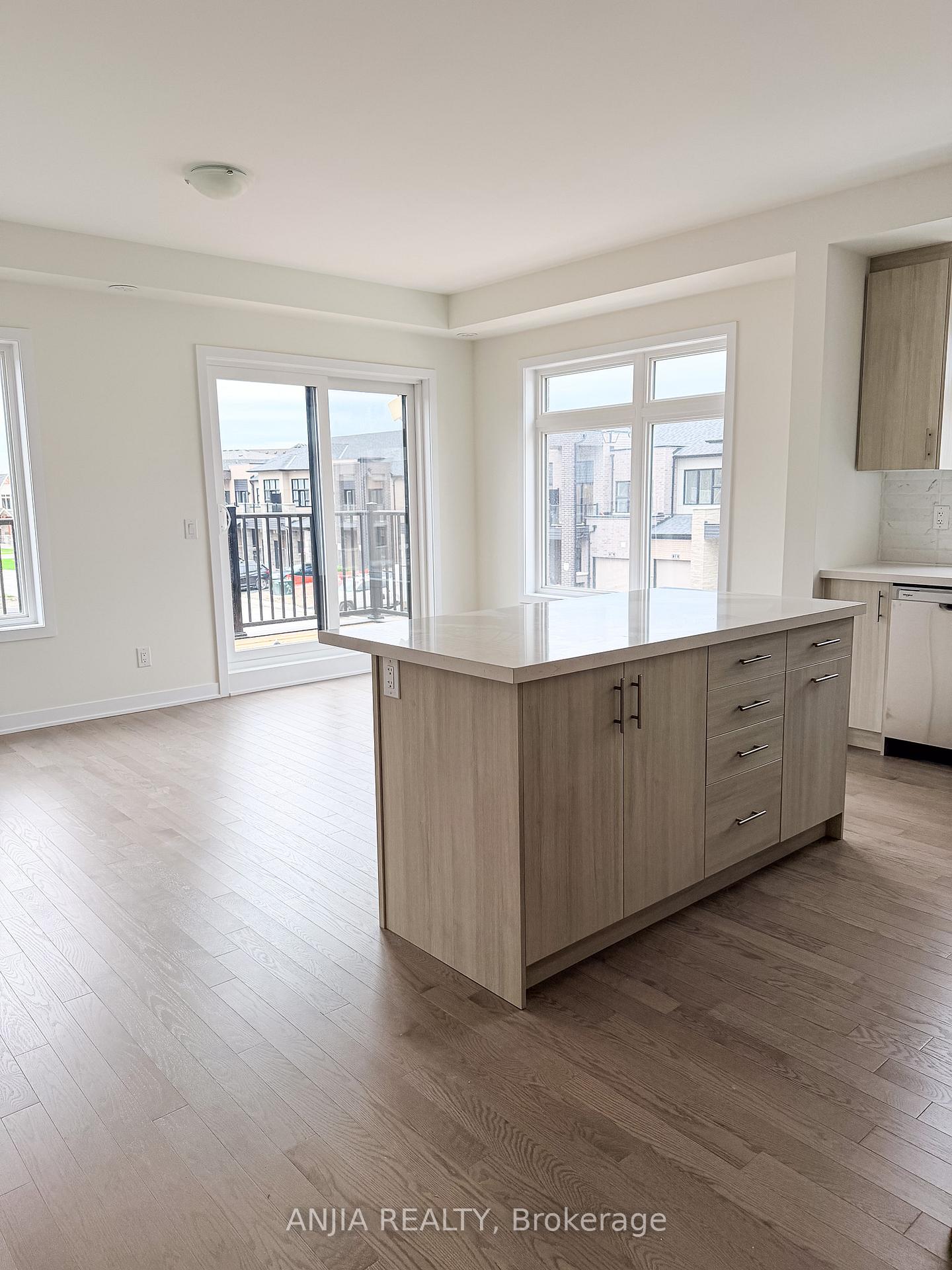 Photo 20 of 21 Harvey Bunker Crescent, Markham, Angus Glen — HOMEH
