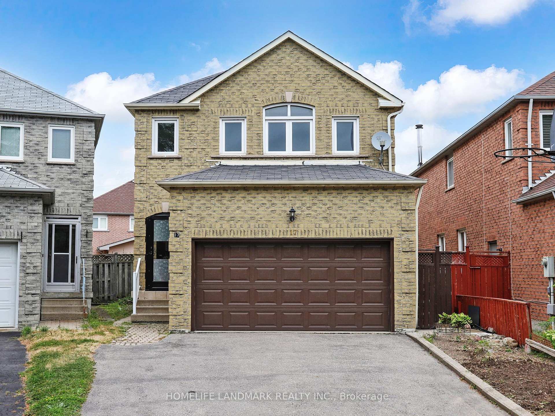 Photo 2 of 17 Laird Drive, Markham, Middlefield — HOMEH