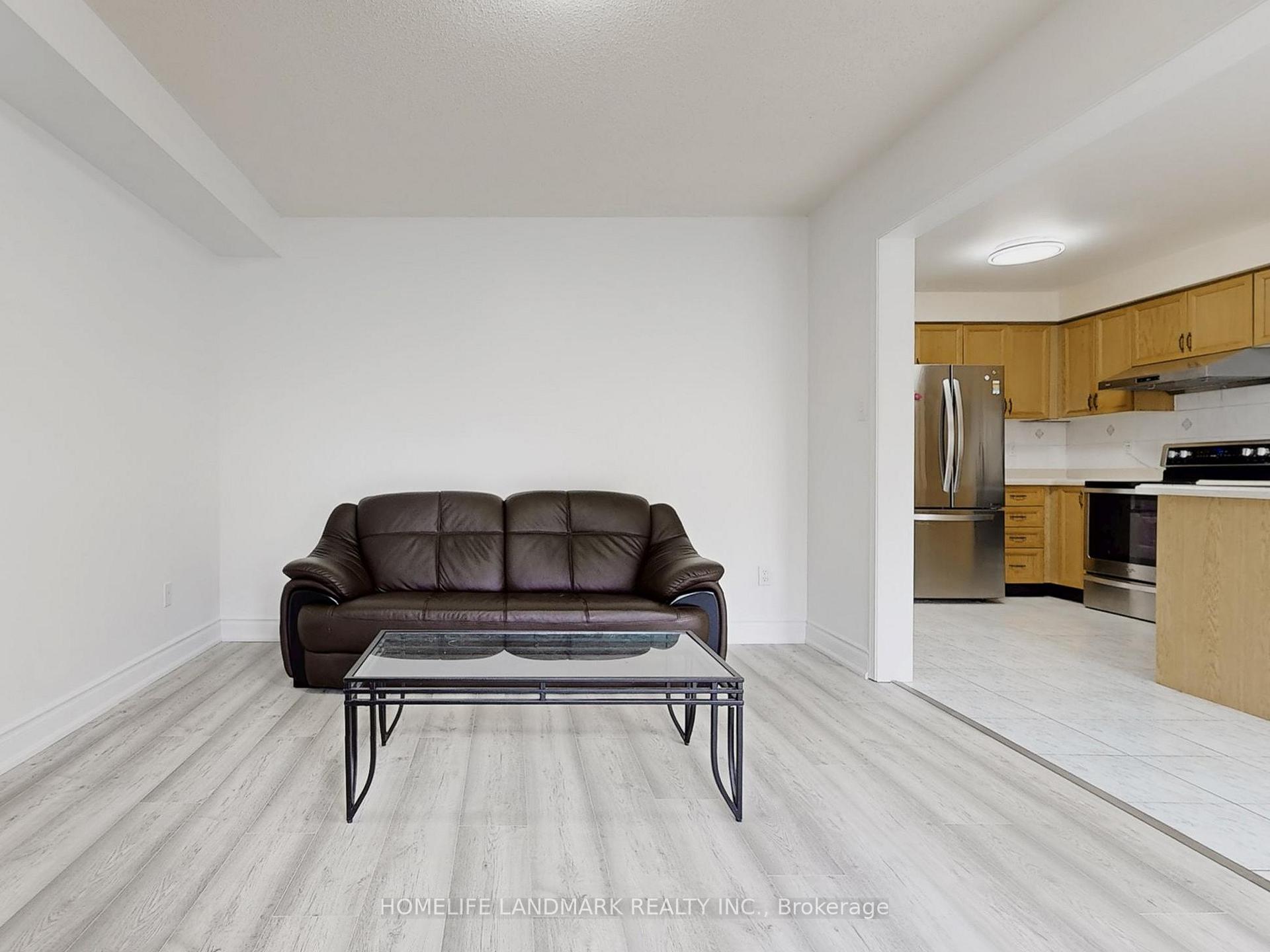 Photo 11 of 17 Laird Drive, Markham, Middlefield — HOMEH