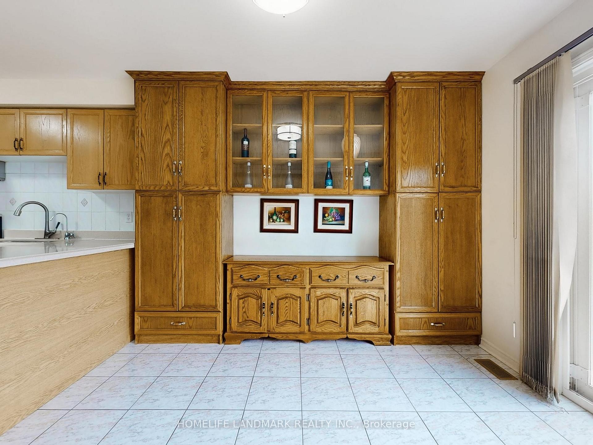 Photo 16 of 17 Laird Drive, Markham, Middlefield — HOMEH