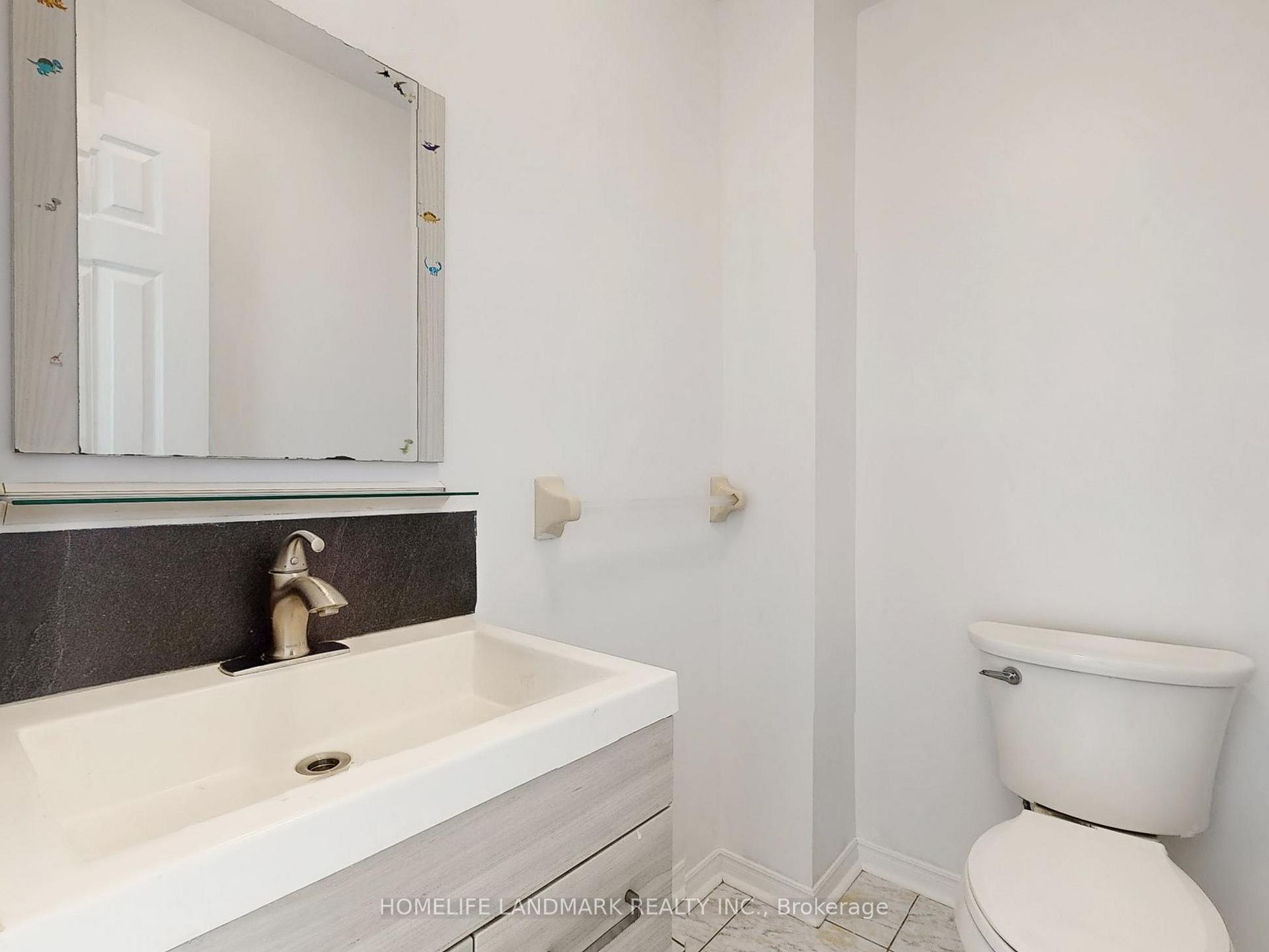 Photo 19 of 17 Laird Drive, Markham, Middlefield — HOMEH