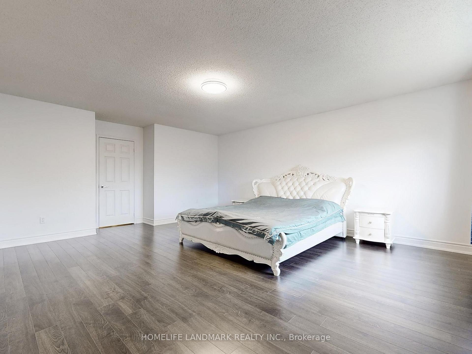 Photo 25 of 17 Laird Drive, Markham, Middlefield — HOMEH