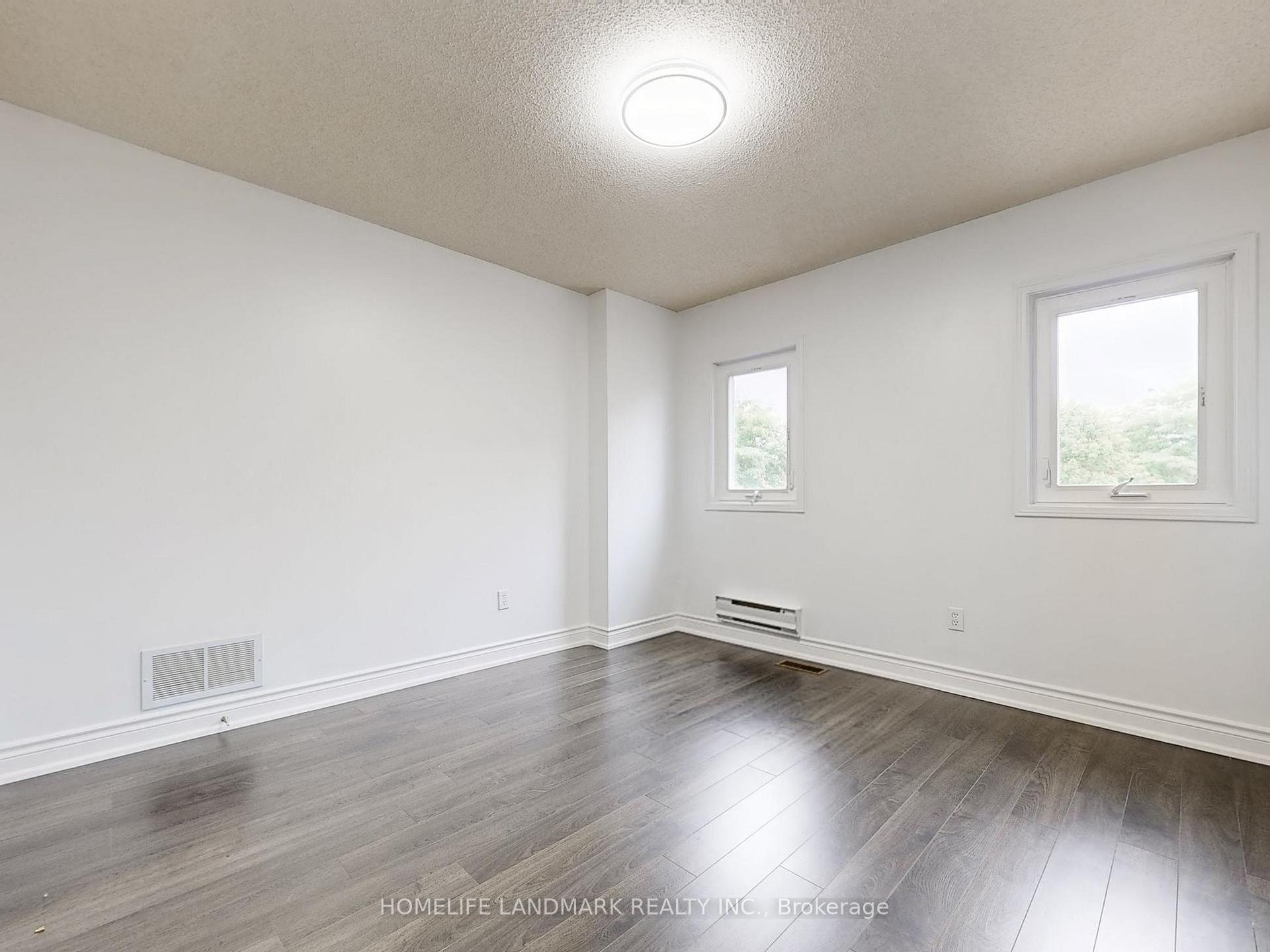 Photo 29 of 17 Laird Drive, Markham, Middlefield — HOMEH