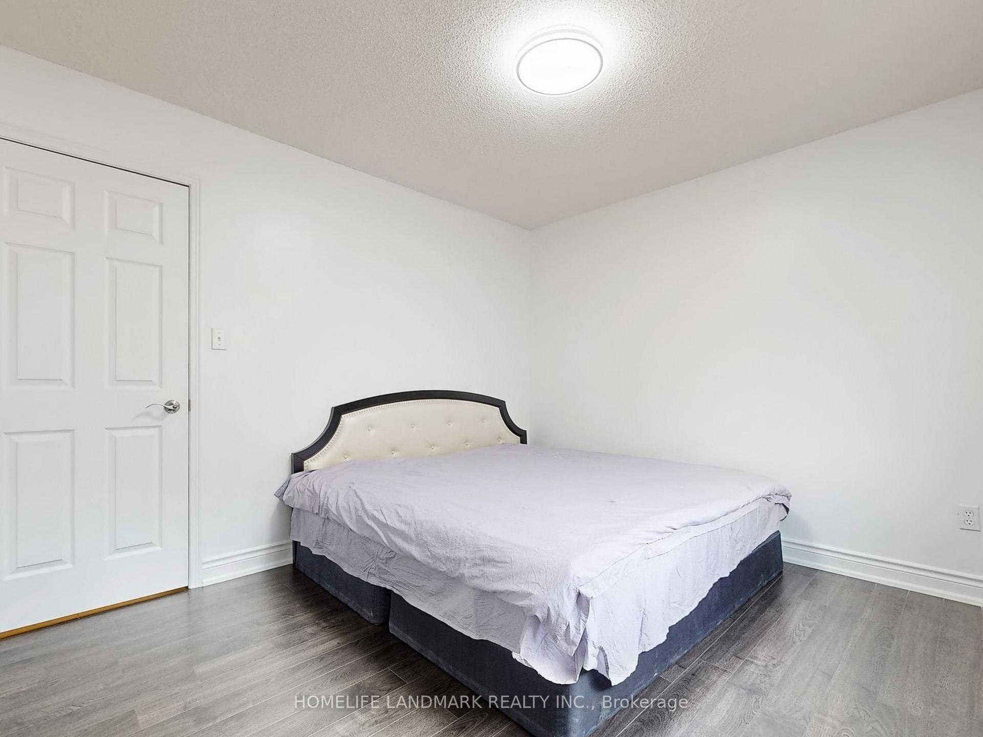 Photo 33 of 17 Laird Drive, Markham, Middlefield — HOMEH