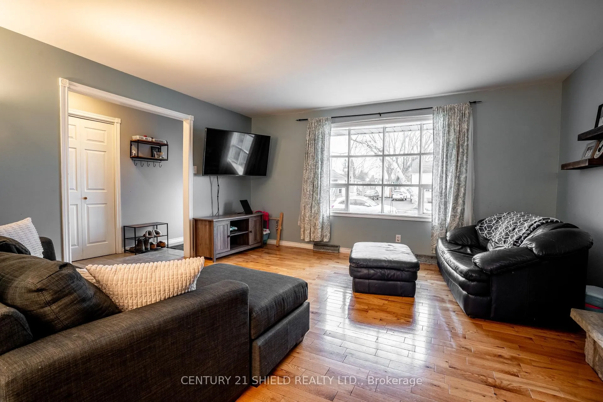 Photo 3 of 11 Strachan Avenue, South Stormont, Long Sault — HOMEH