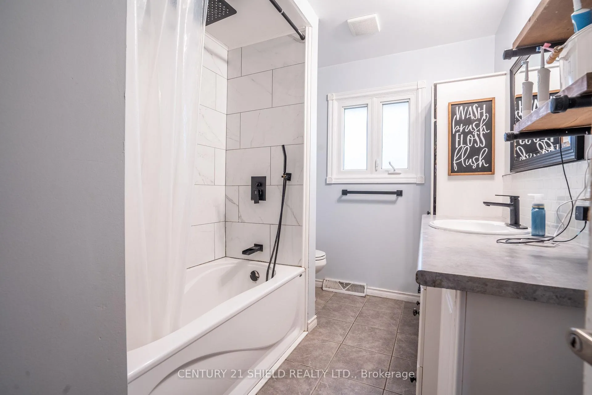 Photo 20 of 11 Strachan Avenue, South Stormont, Long Sault — HOMEH