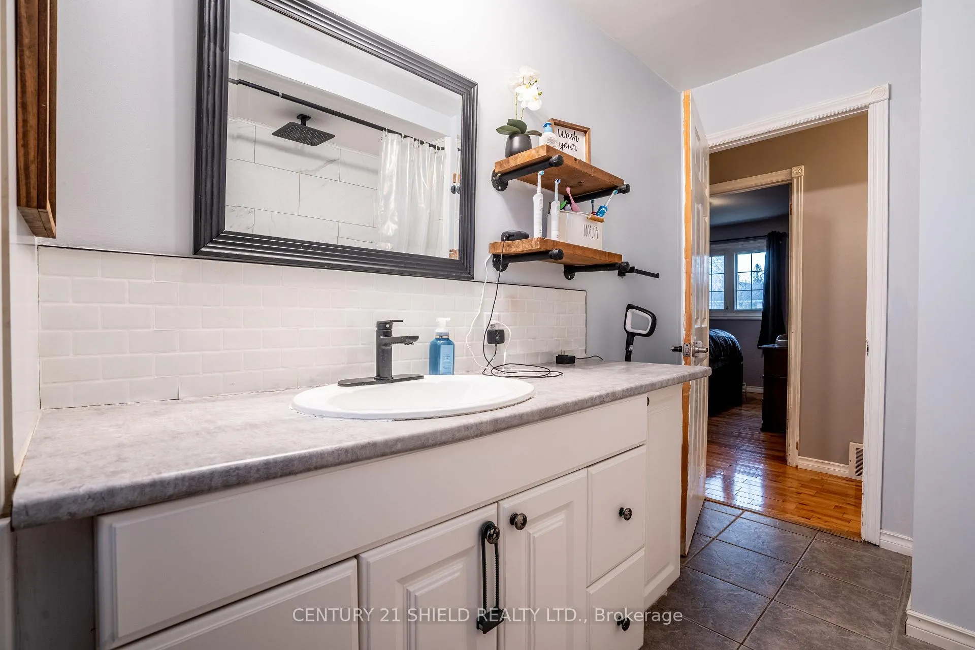 Photo 21 of 11 Strachan Avenue, South Stormont, Long Sault — HOMEH