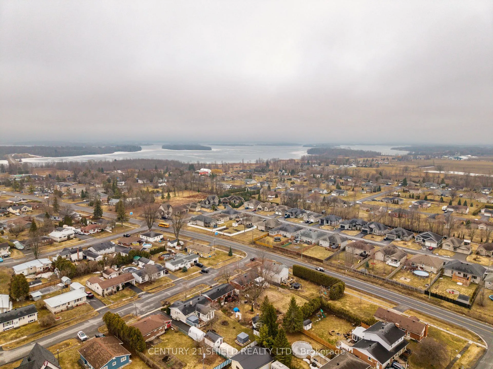 Photo 31 of 11 Strachan Avenue, South Stormont, Long Sault — HOMEH