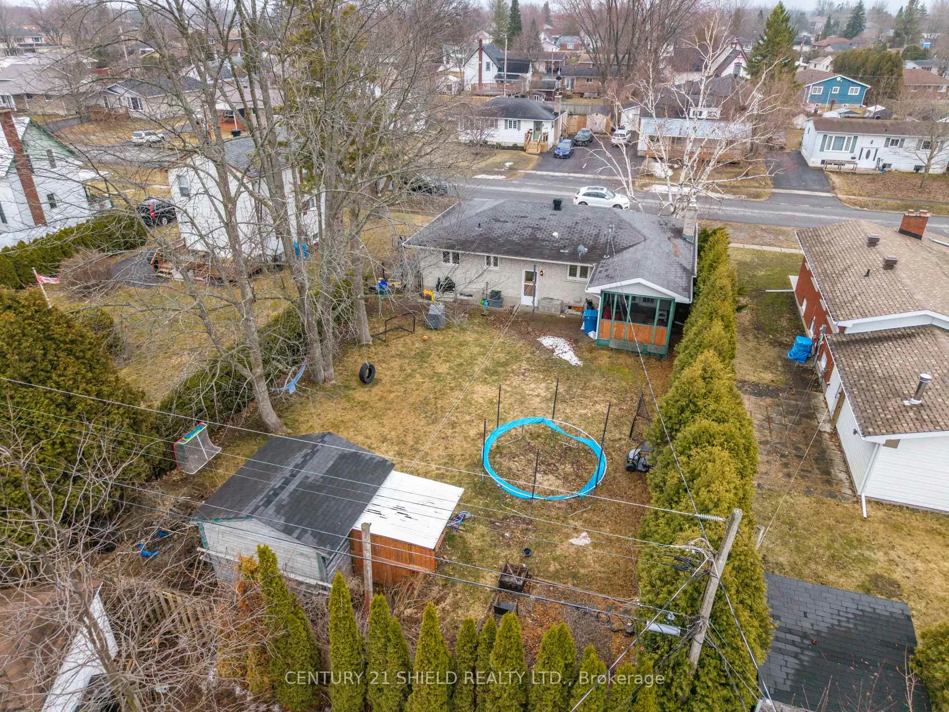 Photo 33 of 11 Strachan Avenue, South Stormont, Long Sault — HOMEH