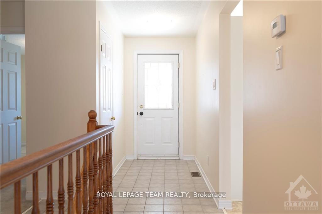 Photo 5 of 49 Bunting Lane, Ottawa, Kanata - Bridlewood — HOMEH