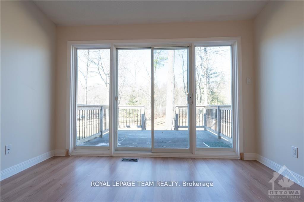 Photo 12 of 49 Bunting Lane, Ottawa, Kanata - Bridlewood — HOMEH