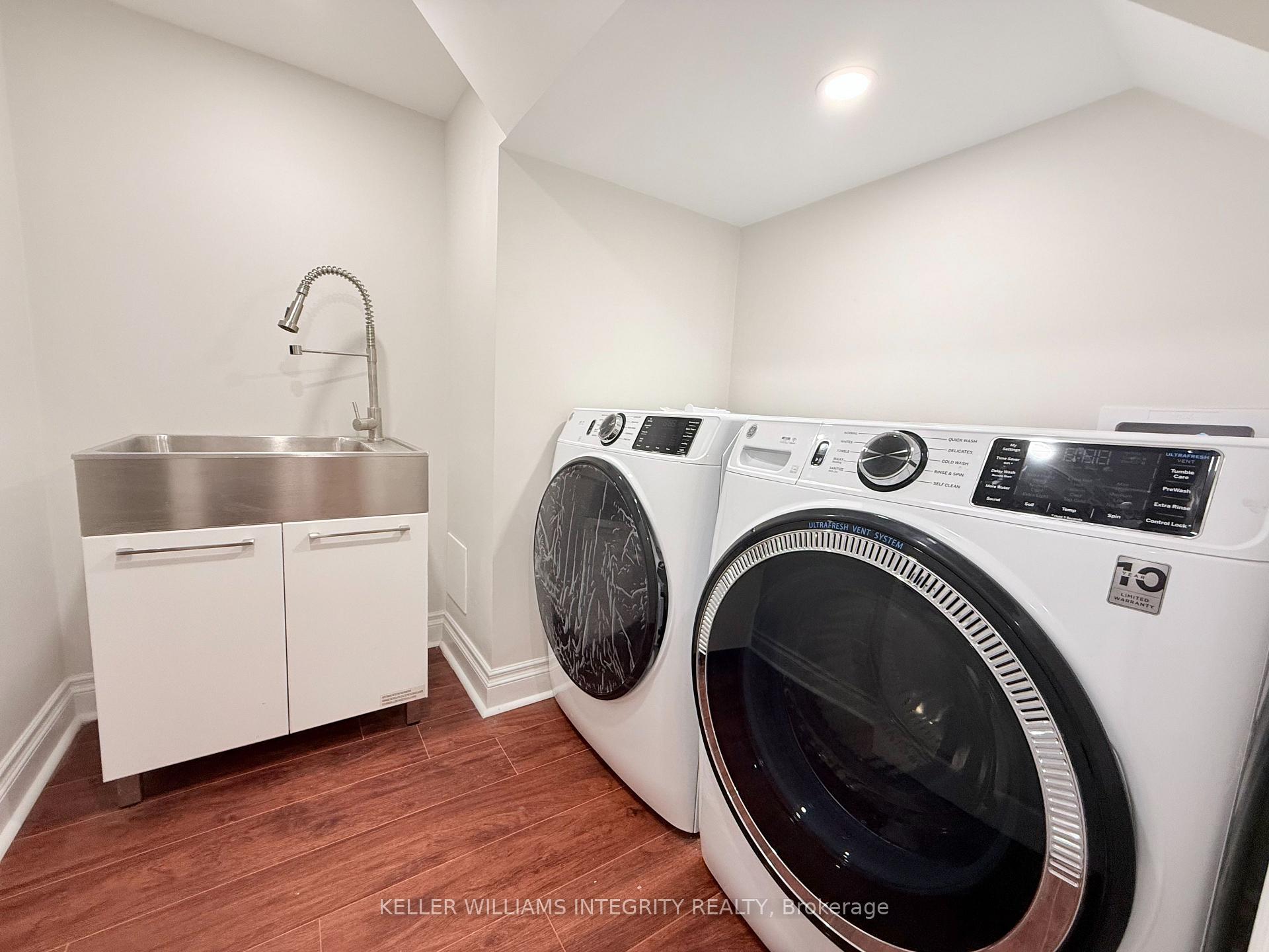 Photo 11 of 50 Laxford Drive, Ottawa, Kanata - Morgan's Grant/South March — HOMEH
