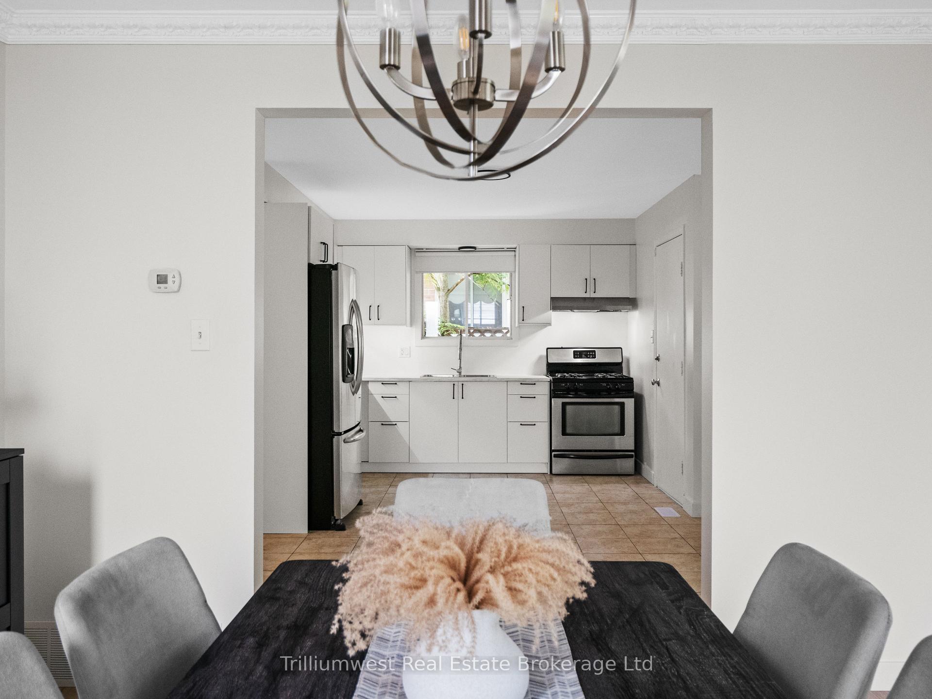 Photo 7 of 55 Summerhill Crescent, Kitchener — HOMEH