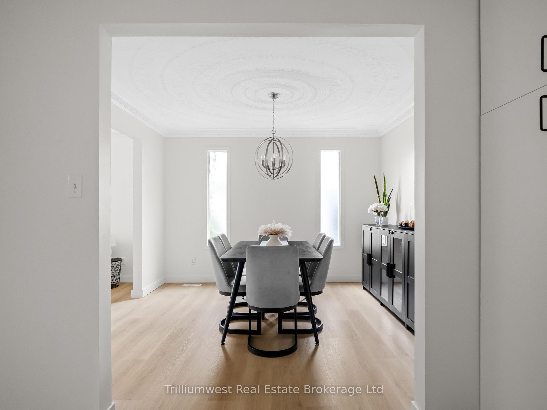 Photo 8 of 55 Summerhill Crescent, Kitchener — HOMEH