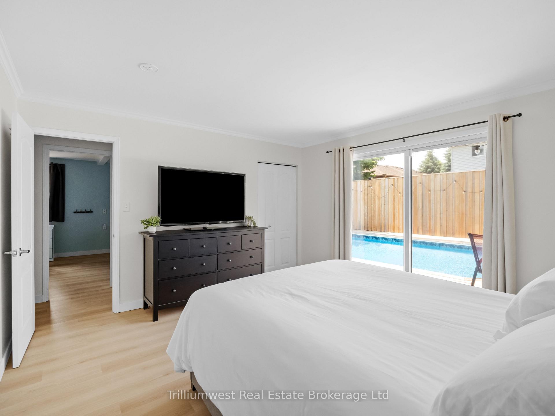 Photo 21 of 55 Summerhill Crescent, Kitchener — HOMEH