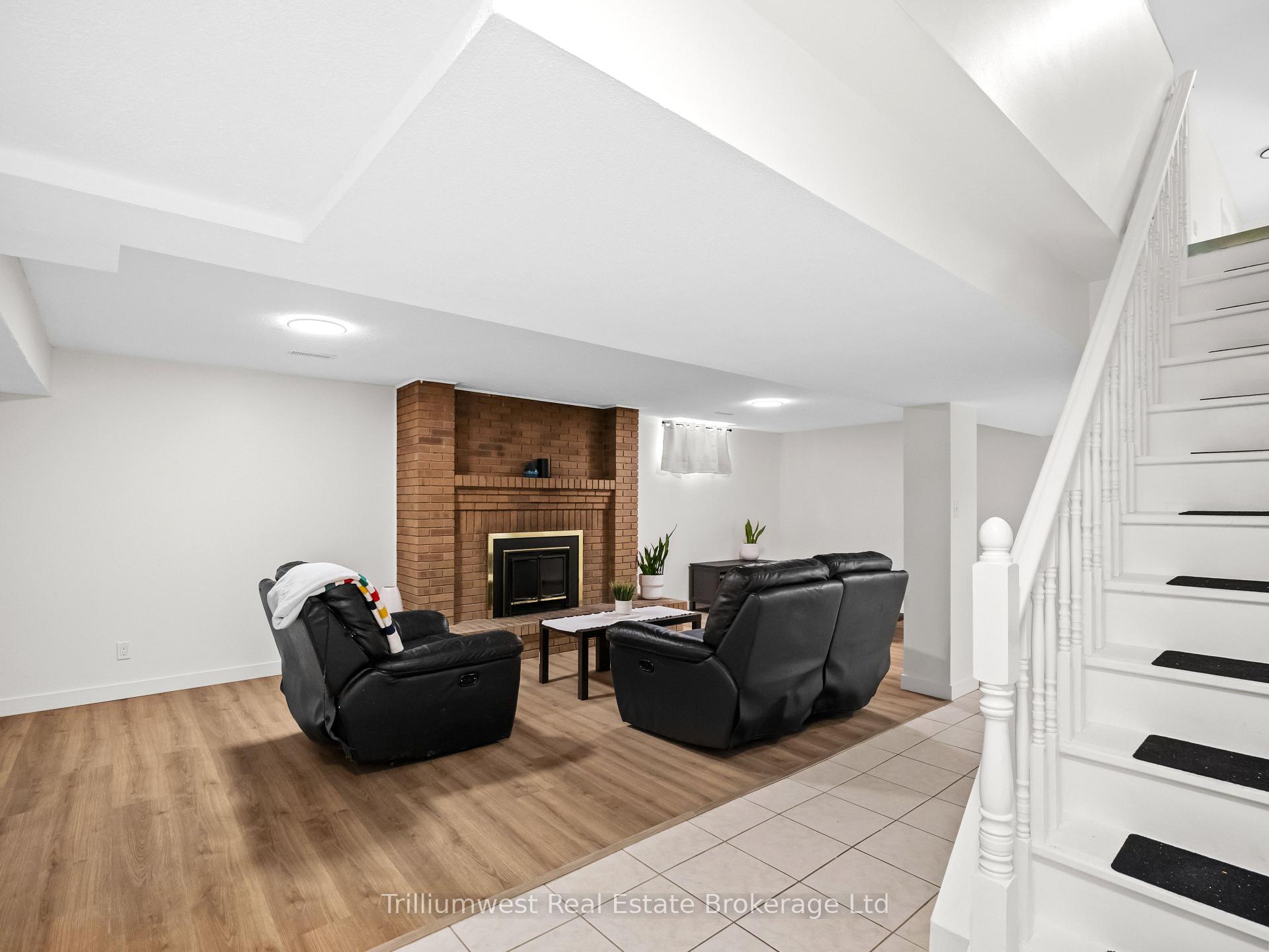 Photo 26 of 55 Summerhill Crescent, Kitchener — HOMEH