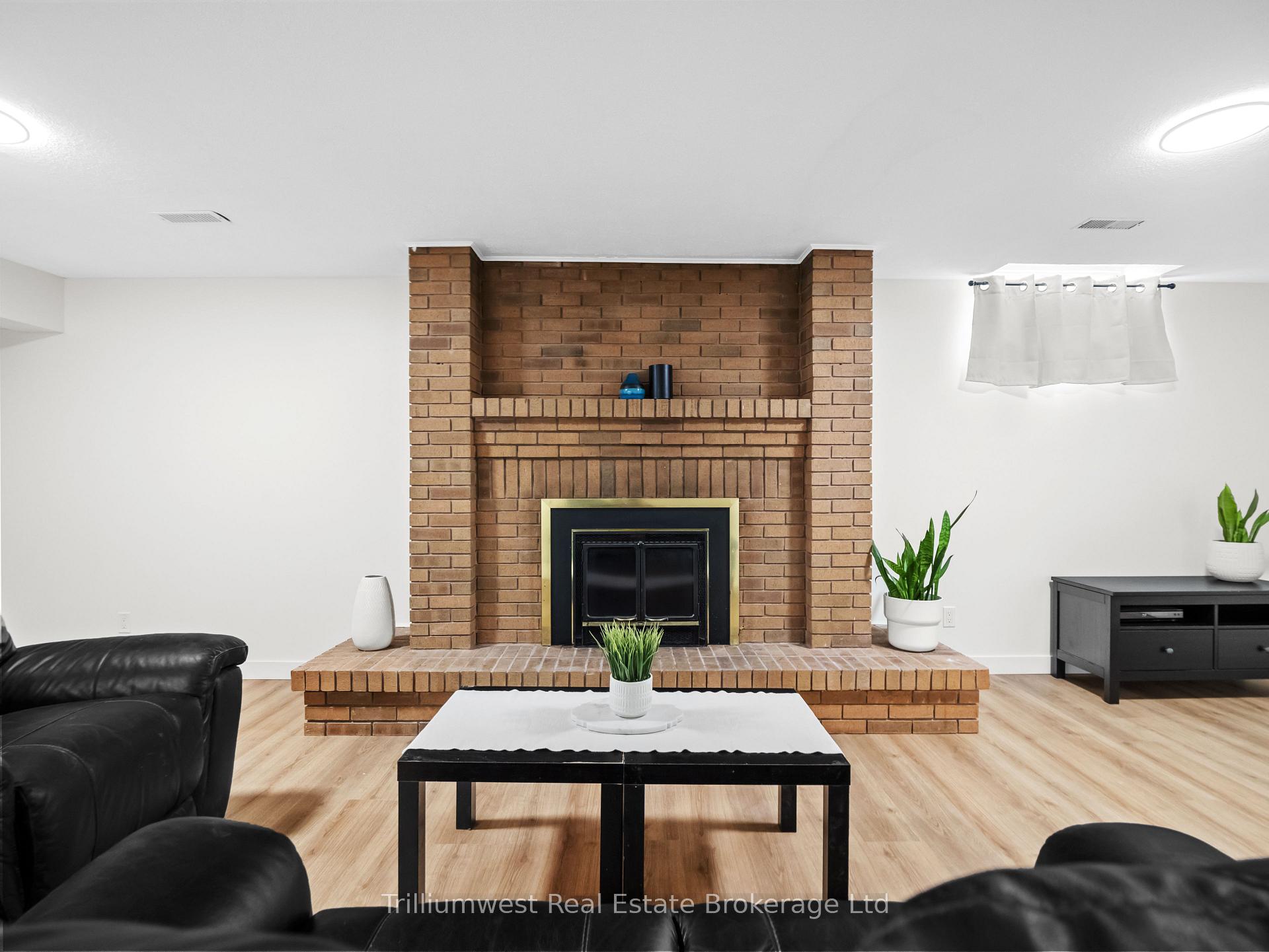 Photo 27 of 55 Summerhill Crescent, Kitchener — HOMEH