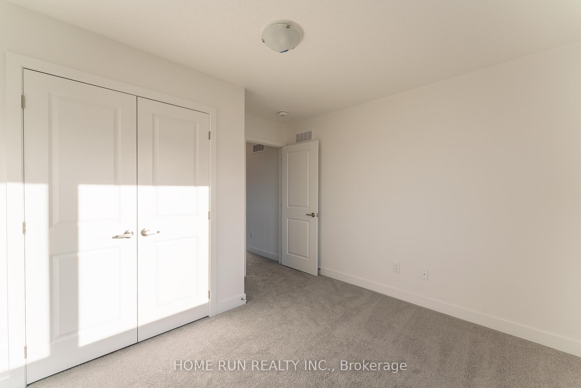 Photo 9 of 51 Arinto Place, Ottawa, Kanata - Emerald Meadows/Trailwest — HOMEH